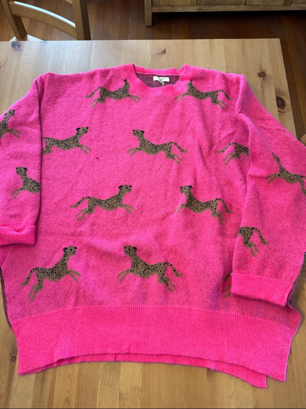 NWT! Easel Gorgeous Pink Sweater with Running Cheetah Motif Plus 1X, 3X